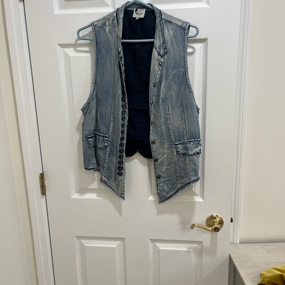 Jaded Gypsy Women's Denim Vest - Blue - Picture 2 of 2